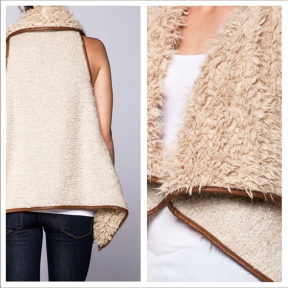 NEW Cream Furry Vest Size Large - Picture 2 of 3